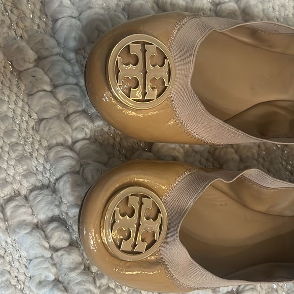 Tory Burch ballet flats in nude. Beautiful flats in perfect new condition. - Picture 5 of 5